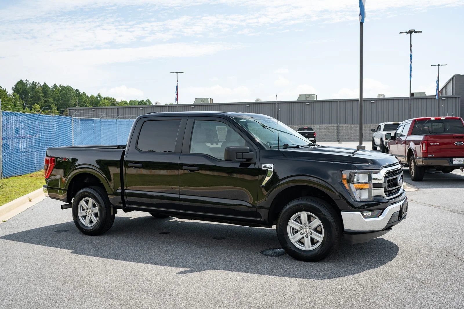 Used 2023  Ford XLT image 12