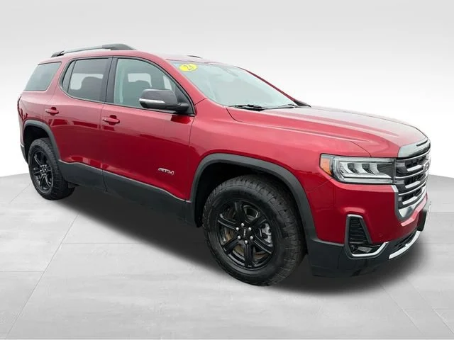 Used 2023 VOLCANIC RED TINTCOAT GMC AT4 image 9