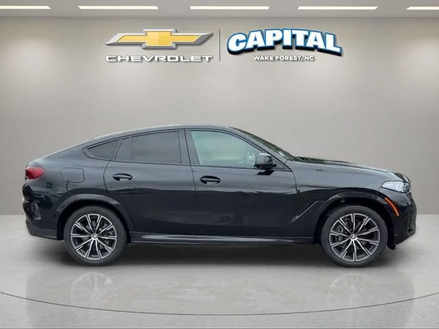 Used 2024 Black BMW xDrive40i image 7