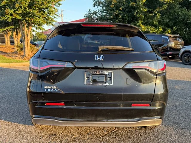 Used 2023 Crystal Black Pearl Honda EX-L image 4