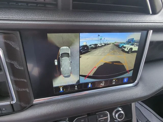 2023 GMC Yukon Denali - Photo 20