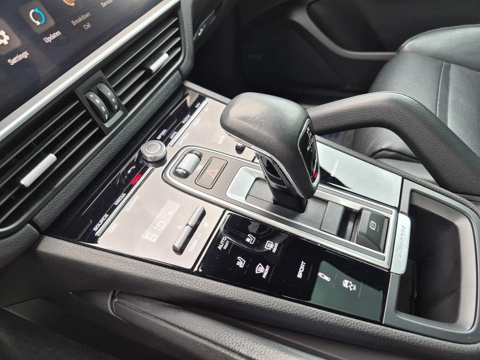 2023 Porsche Cayenne Platinum Edition - Photo 14