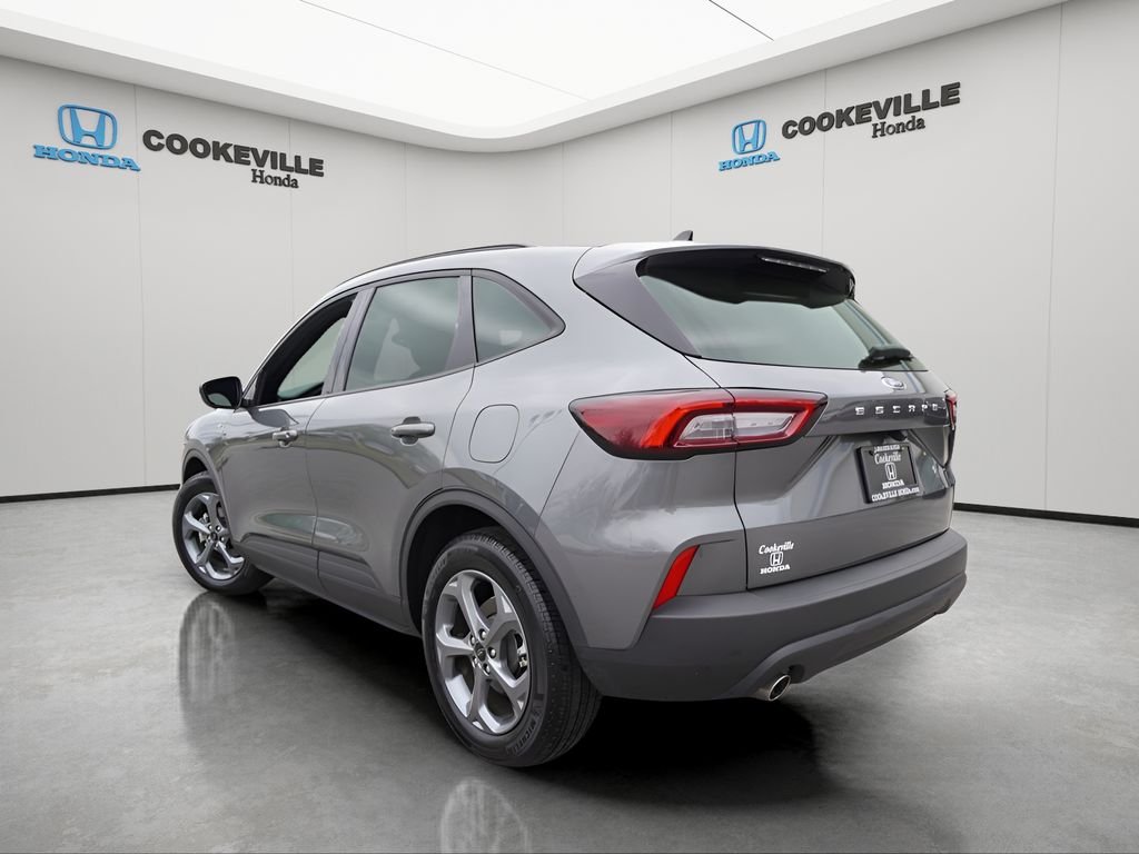 Used 2025 Gray Metallic Ford ST-Line image 9