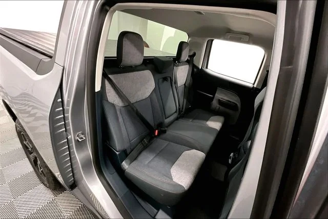 Used 2024 Iconic Silver Metallic Ford XLT image 24
