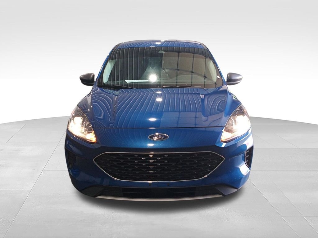 Used 2022 Blue Ford SE image 10