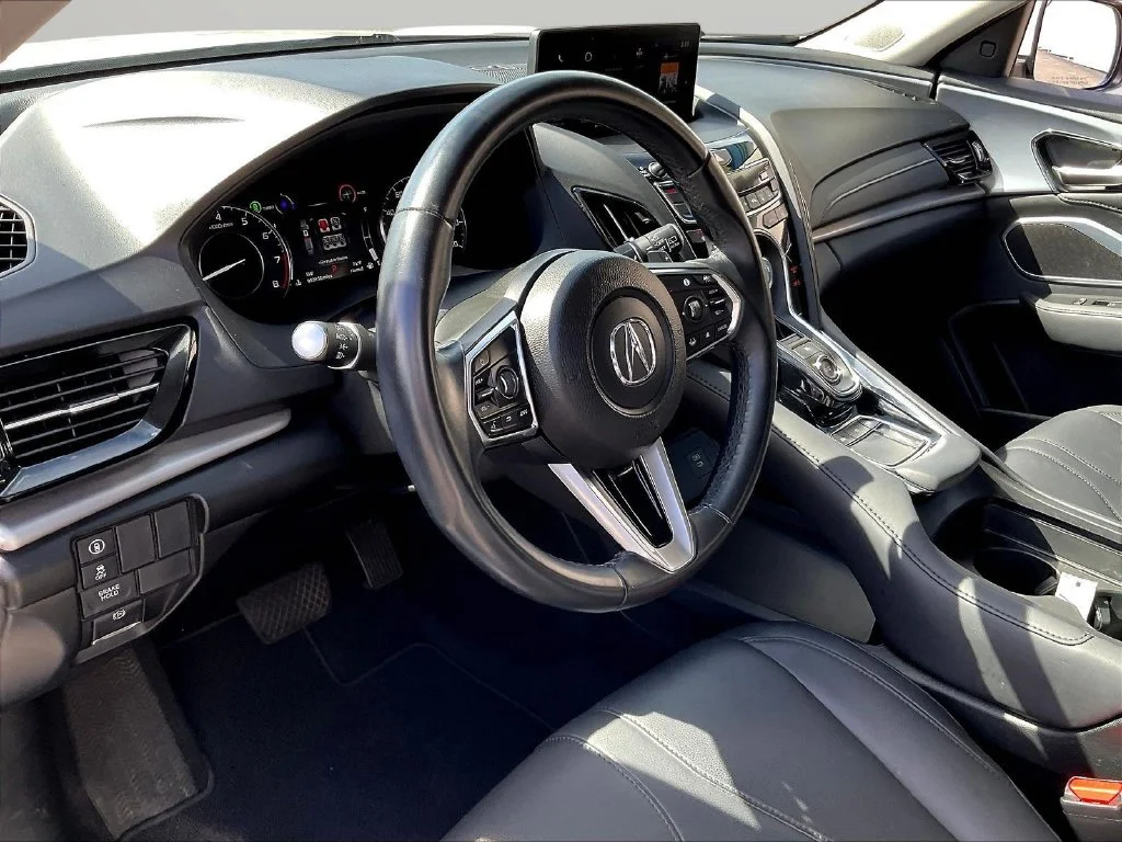 Used 2023 Platinum White Pearl Acura Base image 17