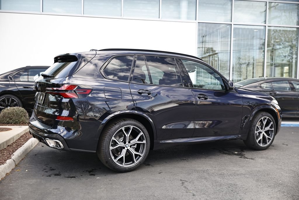 New 2026 Carbon Black BMW xDrive40i image 7