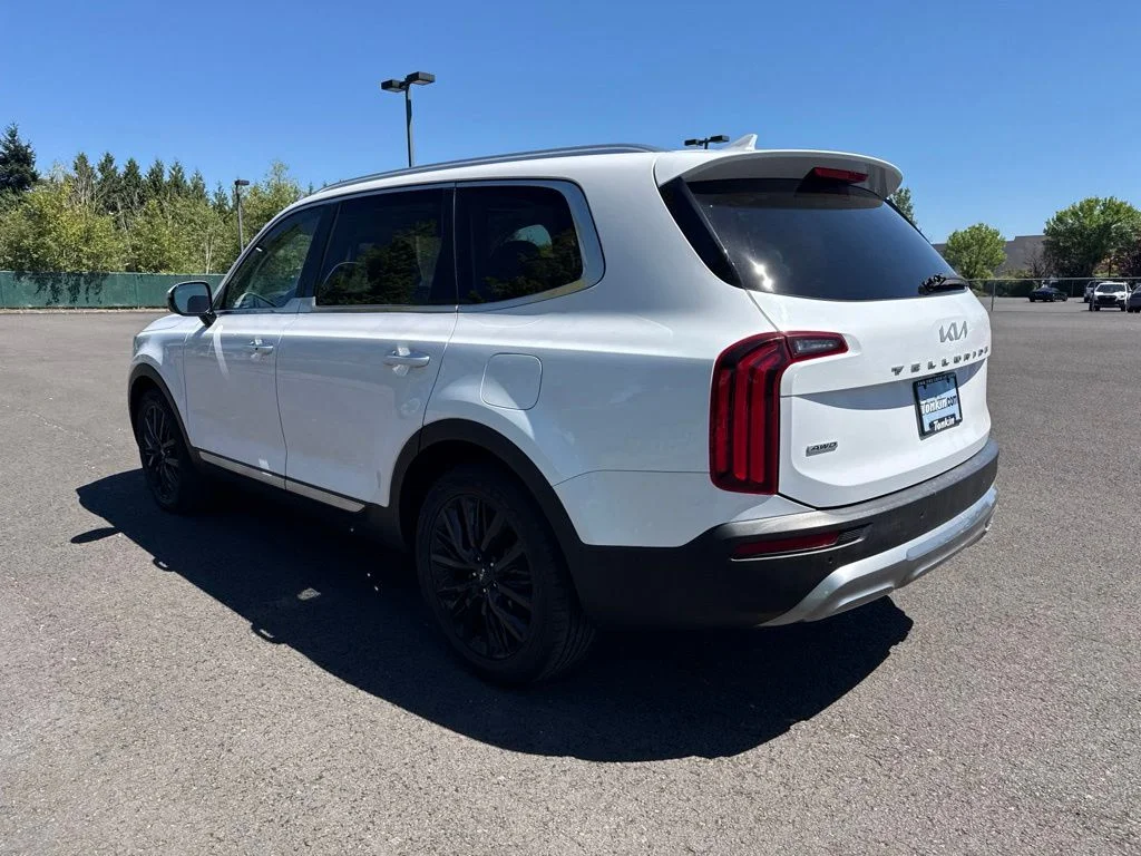 Used 2022 Glacial White Pearl Kia SX image 5