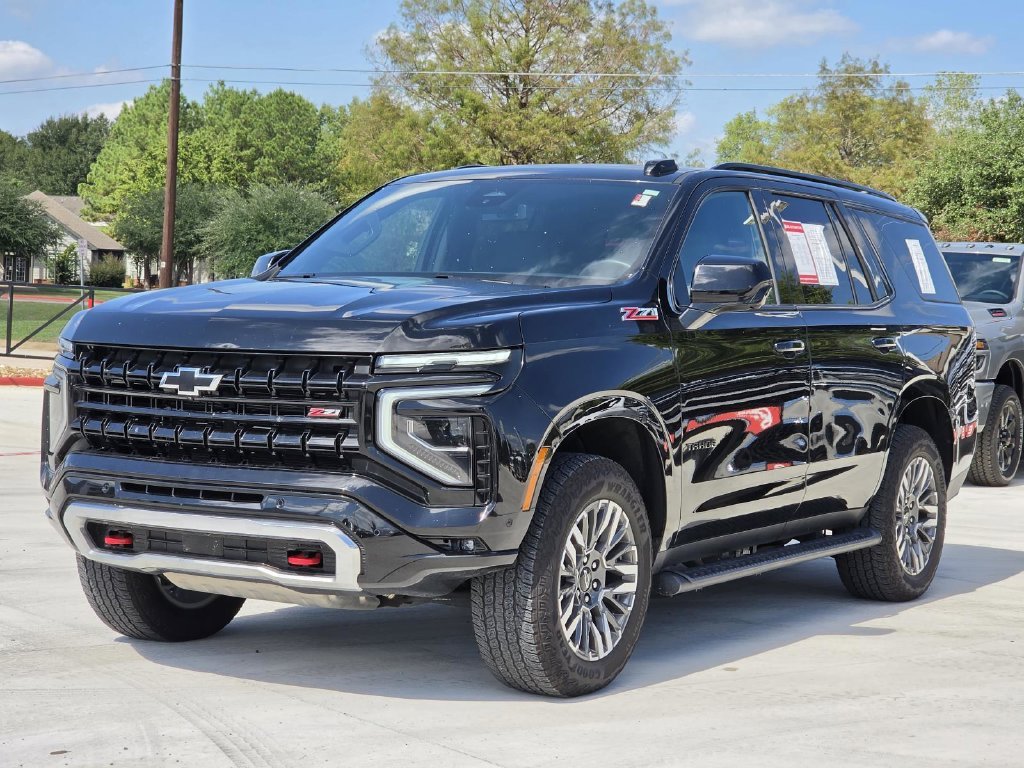Used 2025 Black Chevrolet Z71 image 3