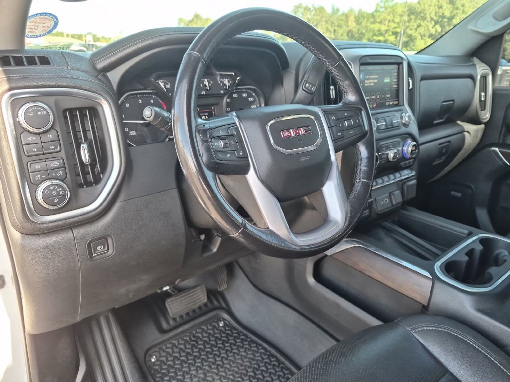 Used 2021 White GMC SLT image 34