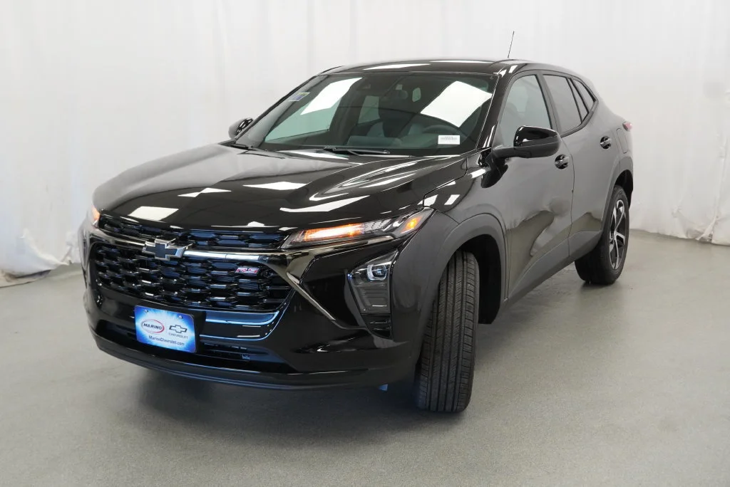 New 2026 Mosaic Black Metallic Chevrolet 1RS image 13