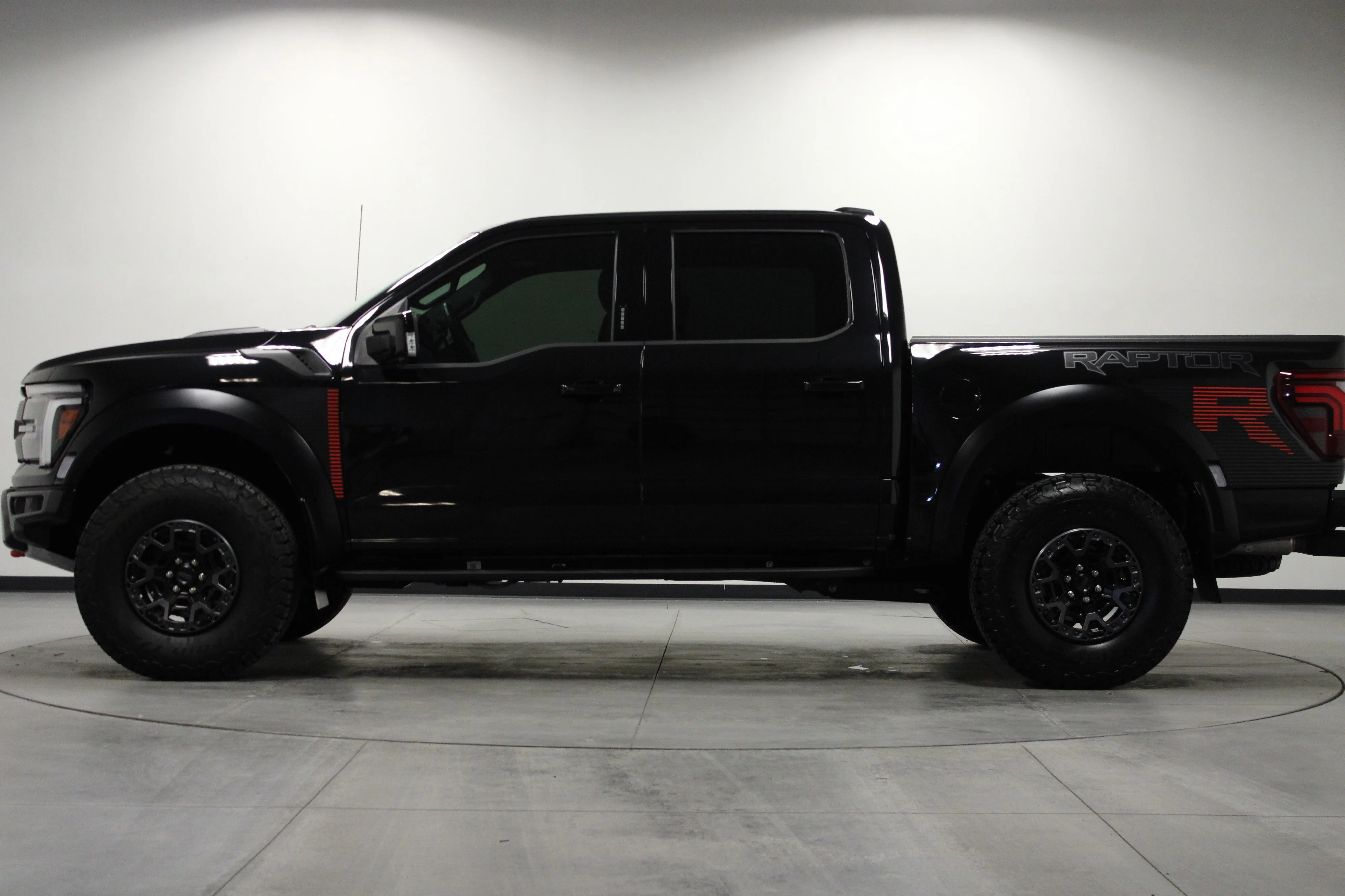 Used 2024 Black Metallic Ford Raptor image 7