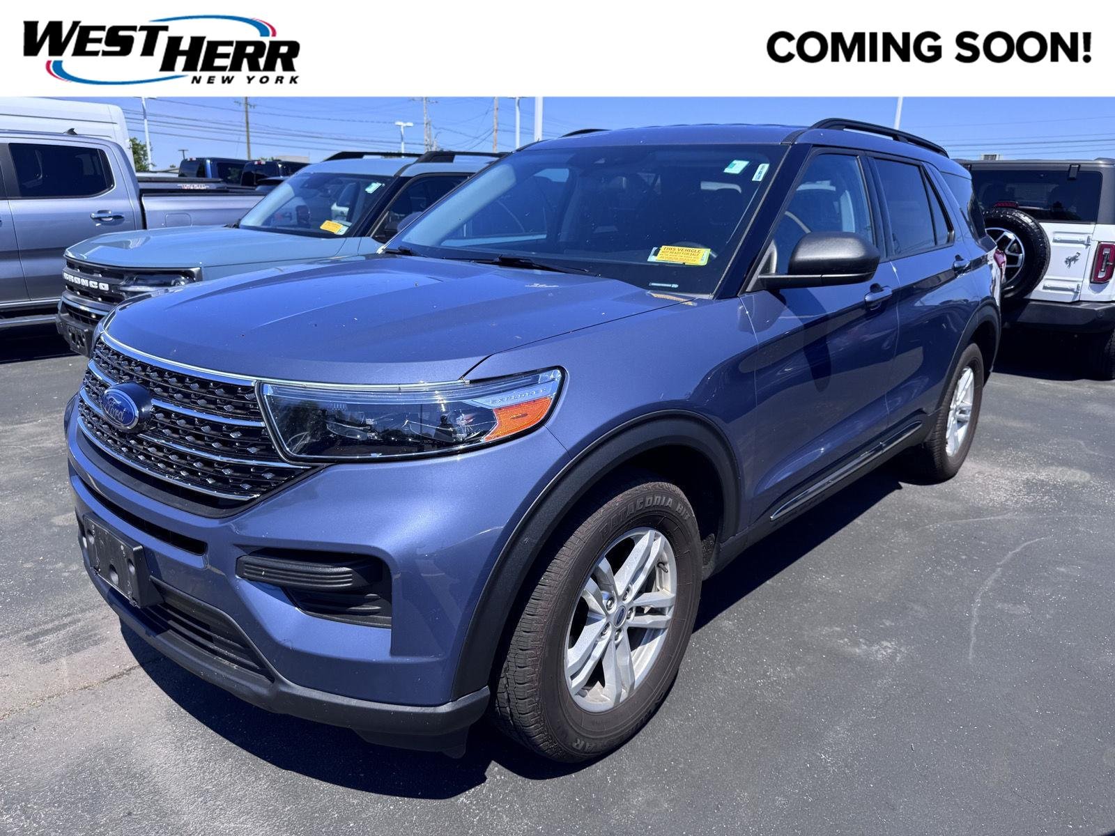 2021 Ford Explorer XLT 4WD's photo
