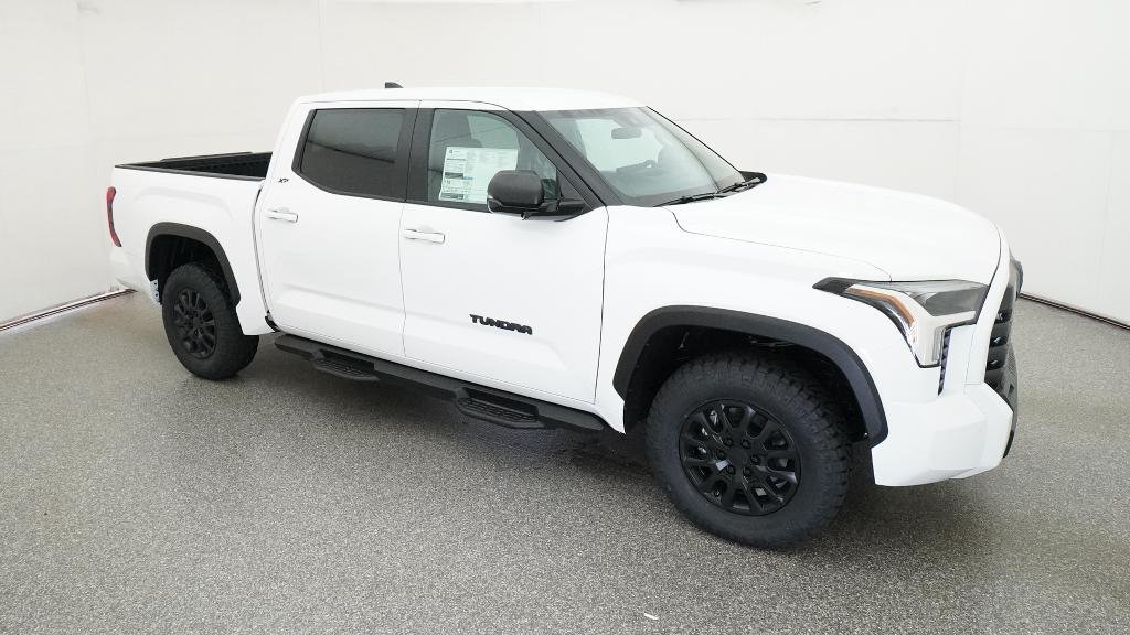 New 2026 Ice Cap Toyota SR5 image 12
