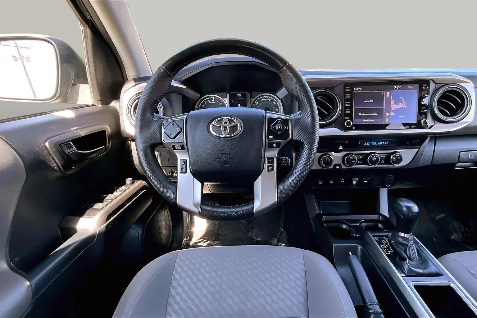 Used 2023 Magnetic Gray Metallic Toyota SR5 image 6