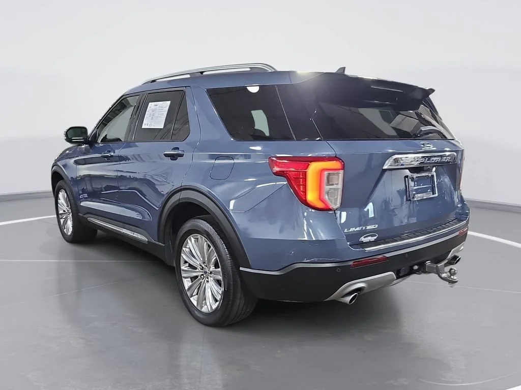 Used 2021 Blue Ford Limited image 6