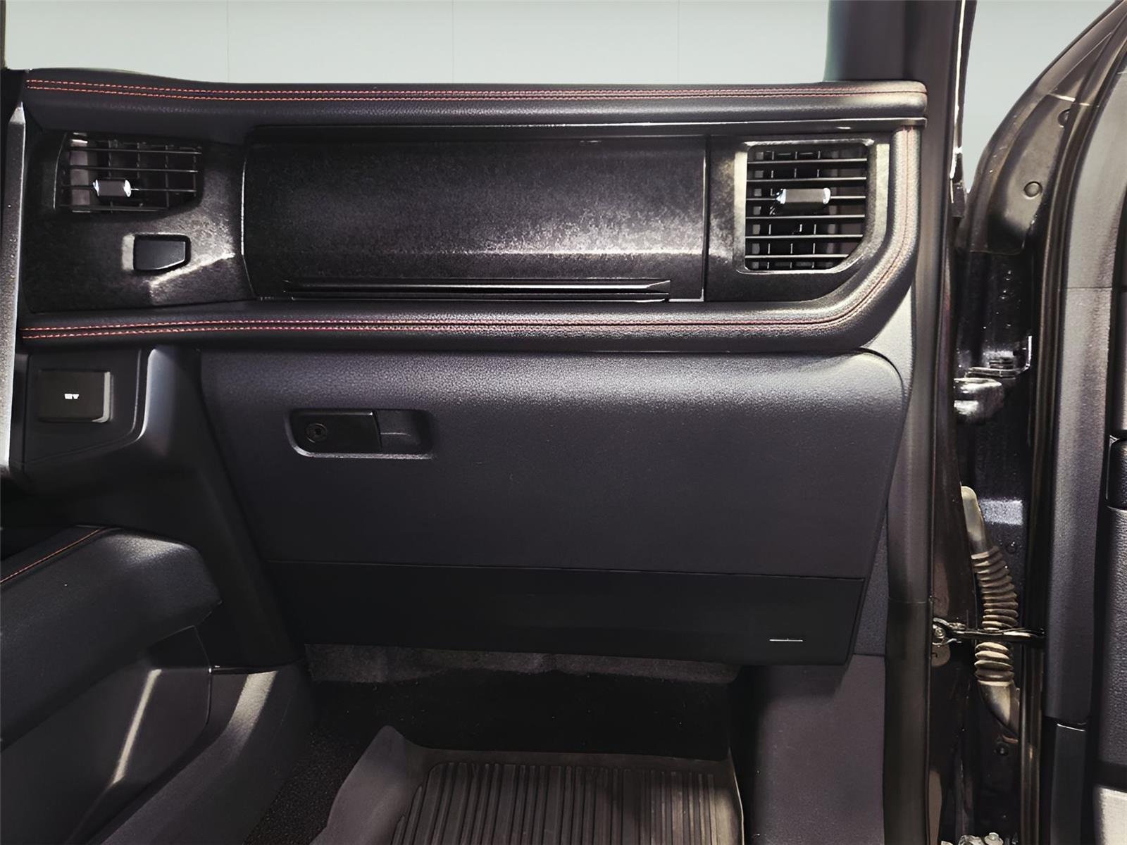 Used 2022 Dark Ford Limited image 65