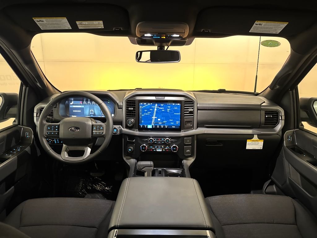 New 2026 White Ford XLT image 4