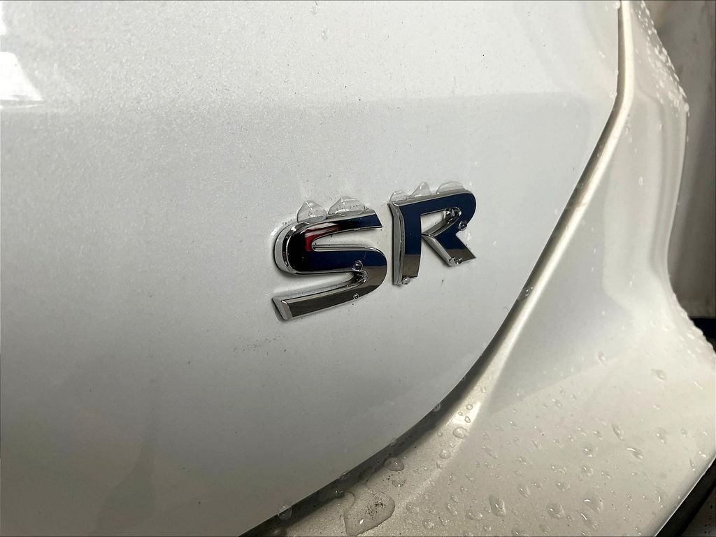 Used 2023 White Nissan SR image 28