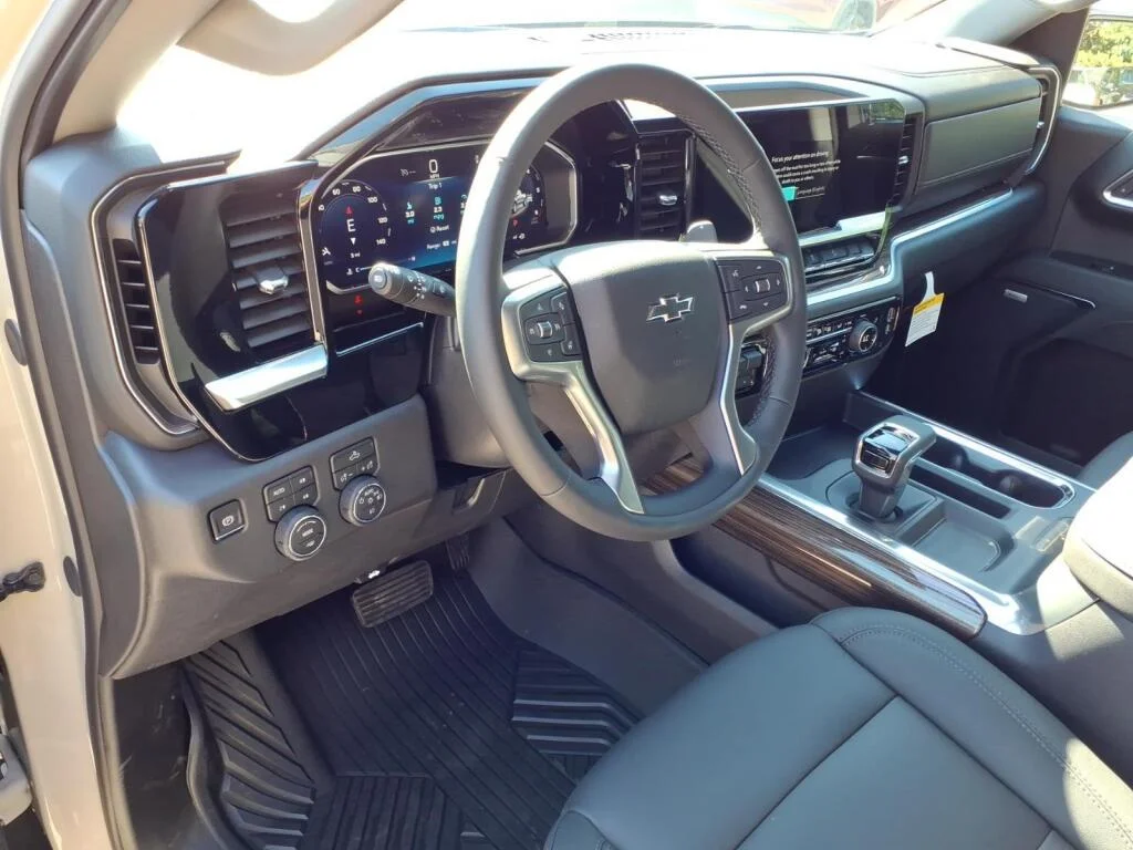 2026 Chevrolet Silverado 1500 RST - Photo 8