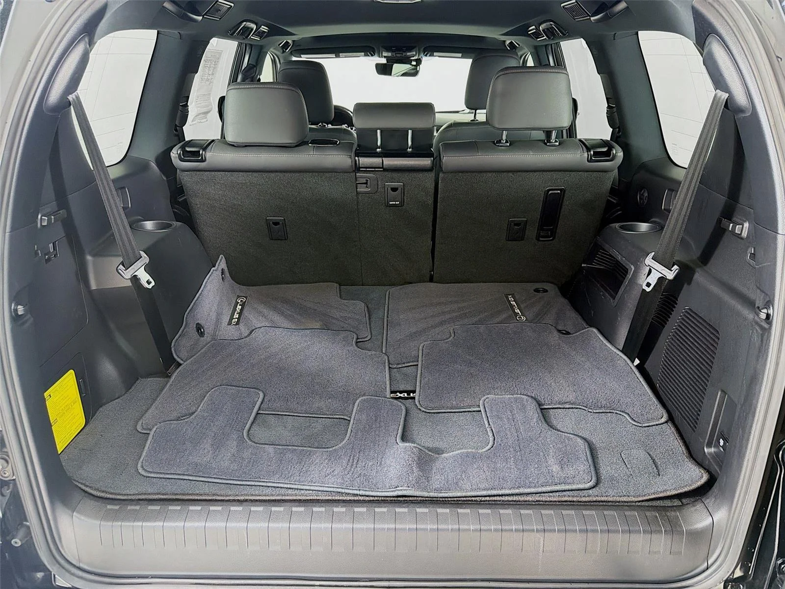 Used 2022  LEXUS PREM image 23