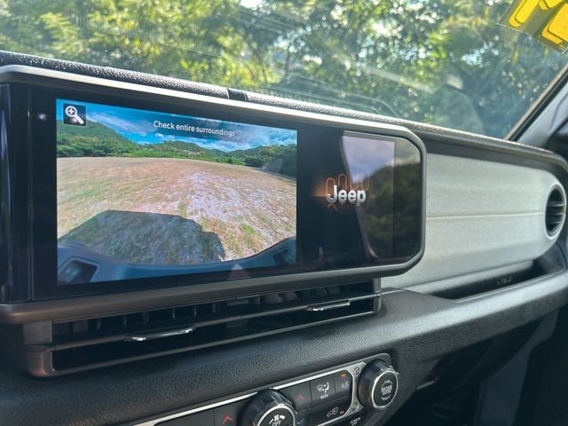 2024 Jeep Gladiator Jeep Beach - Photo 26