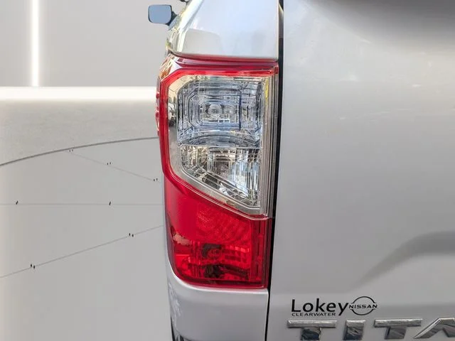 Certified Used 2018 Silver Nissan SV image 9