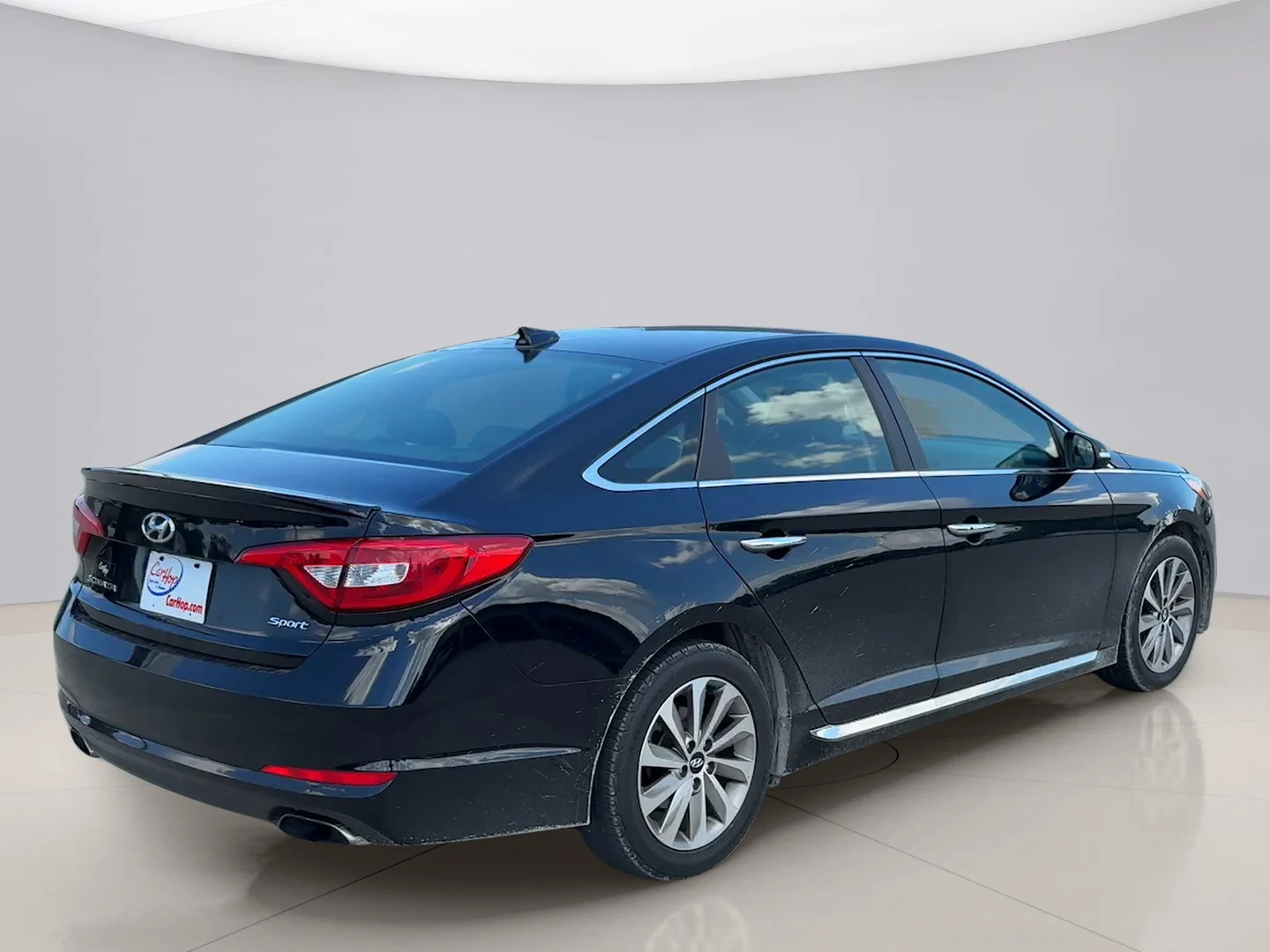 Used 2015 Black Hyundai SPORT image 5
