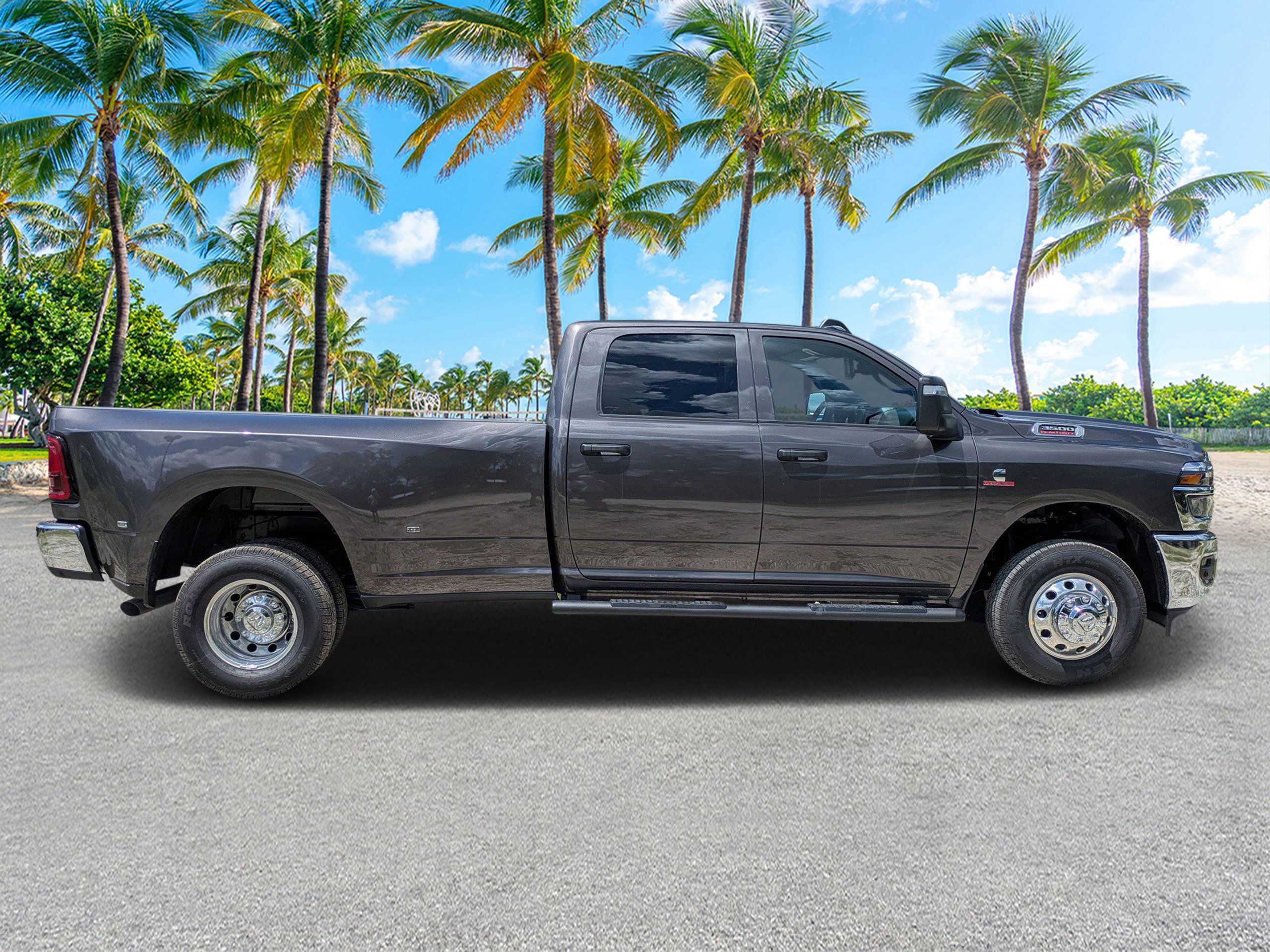 New 2026 Granite Crystal Metallic Clear-Coat Exterior Paint RAM Tradesman image 2