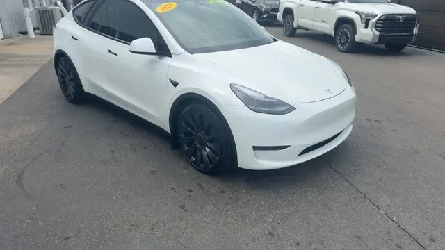 Used 2025 Tesla Model Y Performance with VIN 7SAYGDEF4SF306144 for sale in Tallahassee, FL