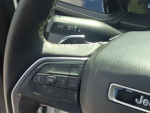 Certified Used 2023 White Jeep Limited image 21