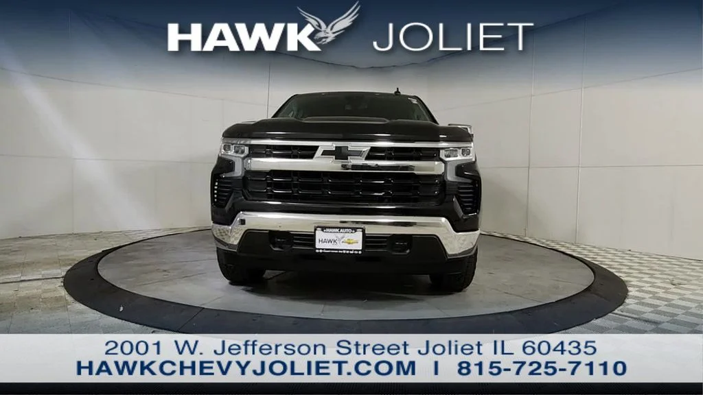 Used 2023 Black Chevrolet LT image 3
