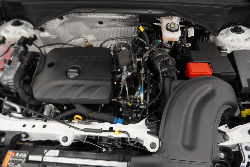New 2026 Summit White Chevrolet LT image 39