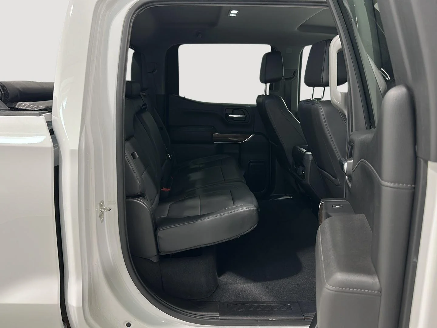 Used 2021 SUMMIT WHITE Chevrolet LT Trail Boss image 24