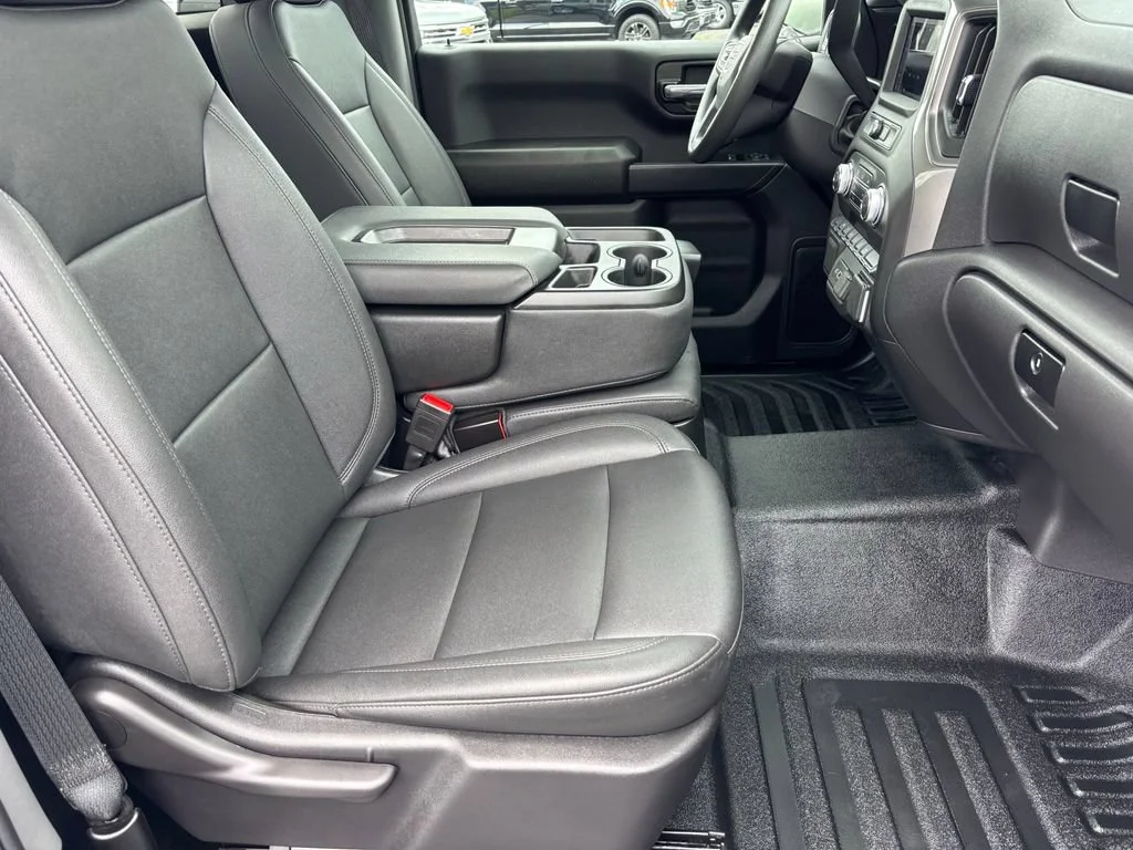 Used 2025 Summit White GMC Pro image 19