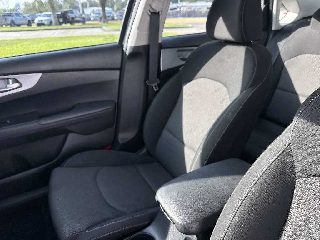 Used 2024 Gray Kia LXS image 26