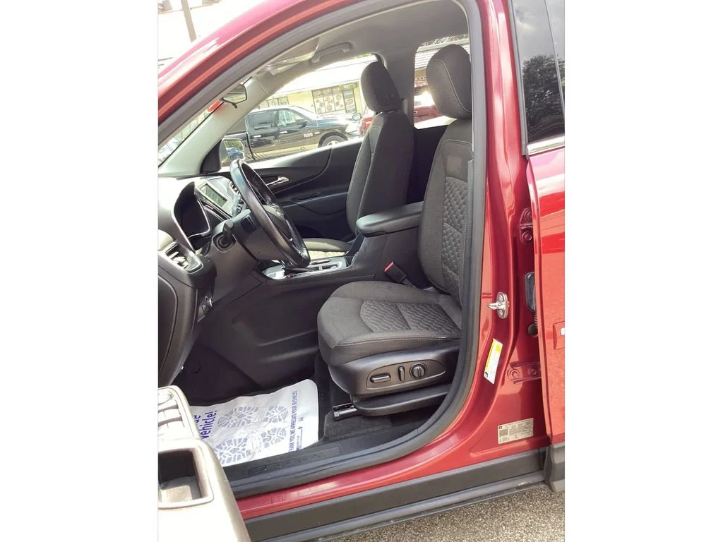 Used 2019 CAJUN RED TINTCOAT Chevrolet LT image 9