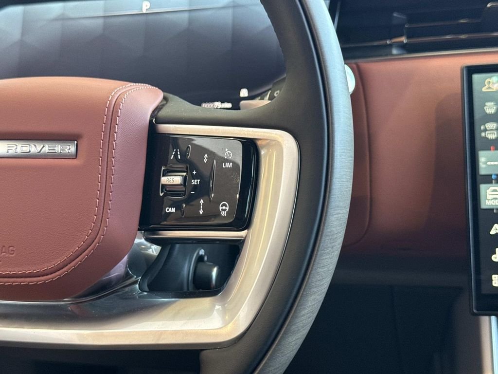 New 2026 Ethereal Frost Satin Land Rover SV Signature Suite image 9