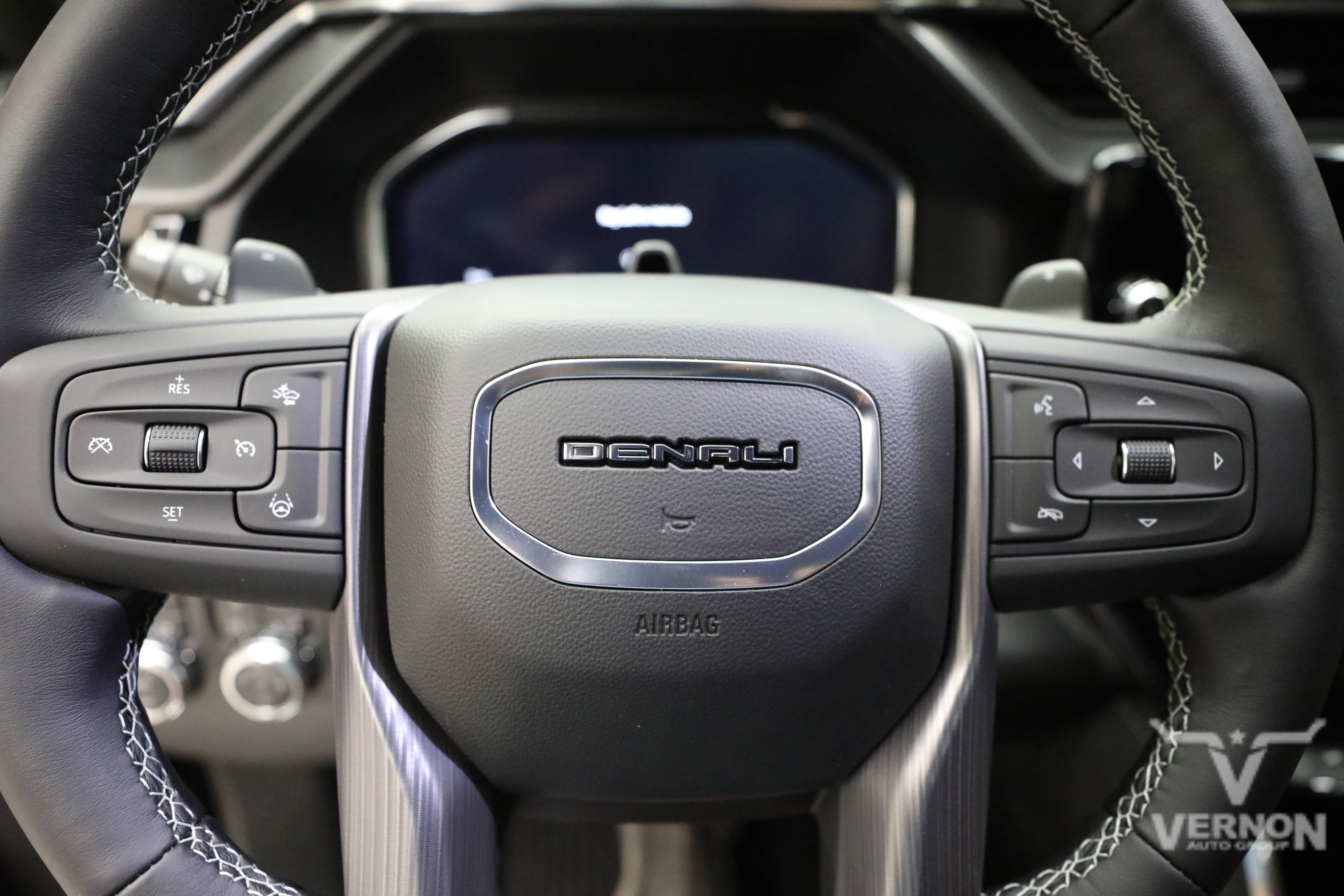 New 2026 Onyx Black GMC N image 22