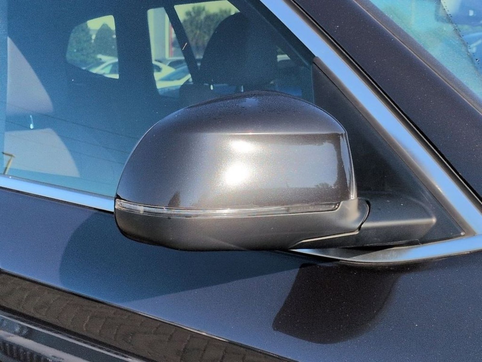Used 2022 Dark Graphite BMW xDrive30i image 13