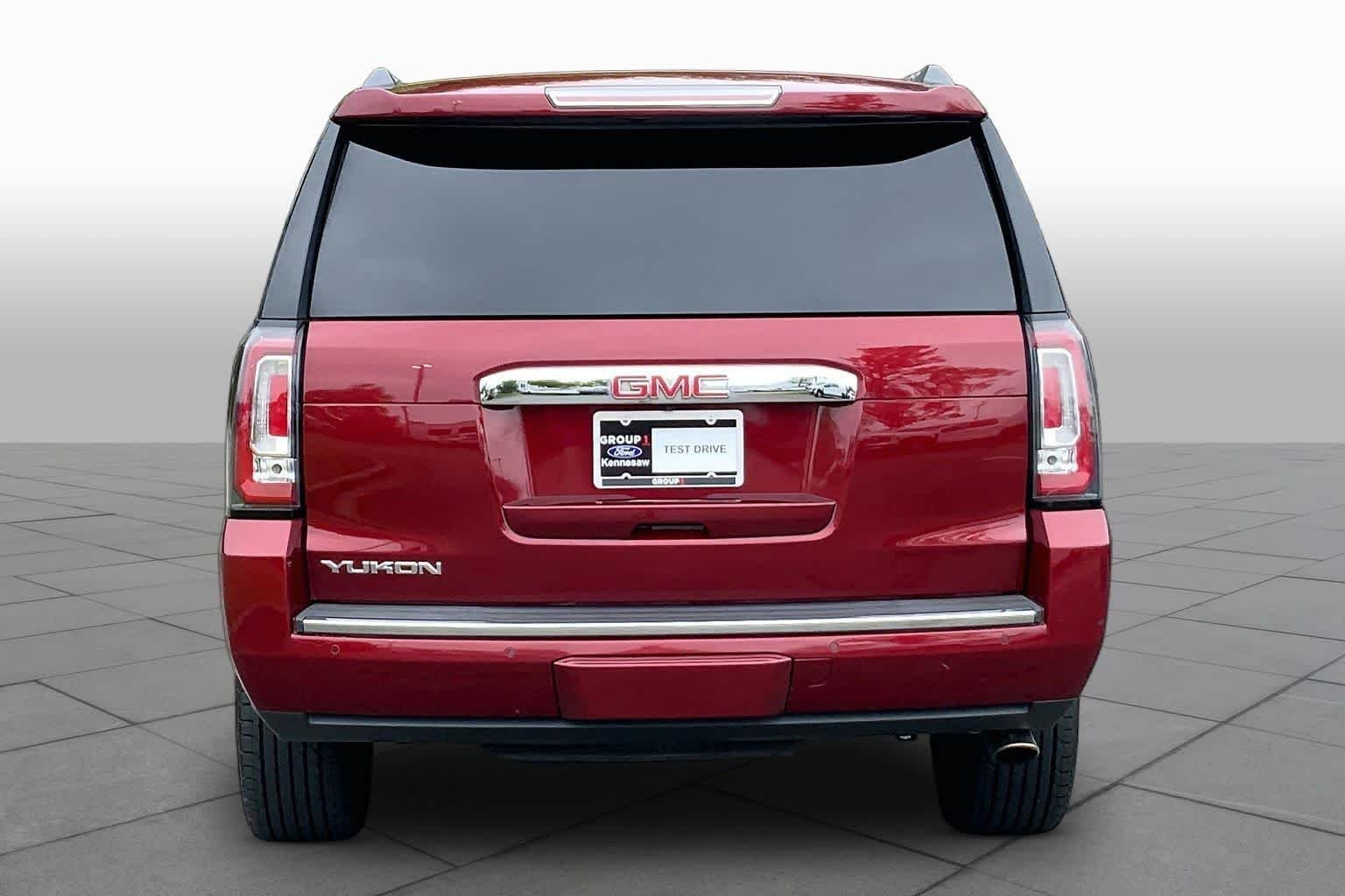 Used 2017 Crimson Red Tintcoat GMC Denali image 5