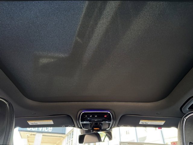 2025 Mercedes-Benz C-Class Sedan C 300 - Photo 35