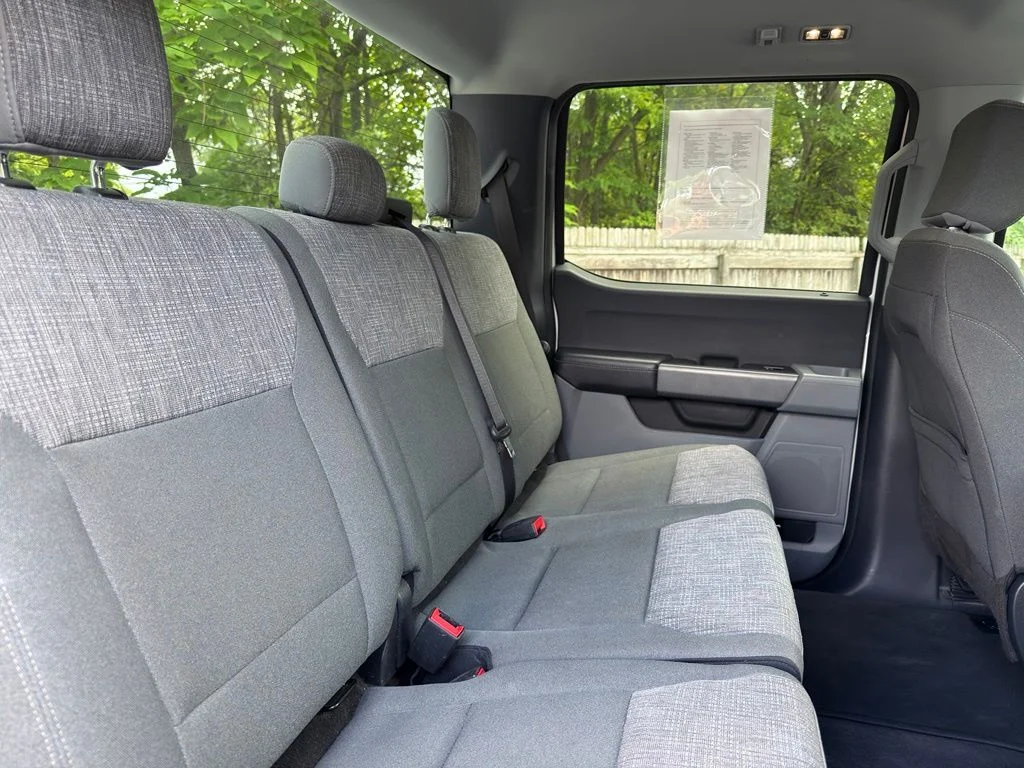 Used 2023 White Ford XLT image 28