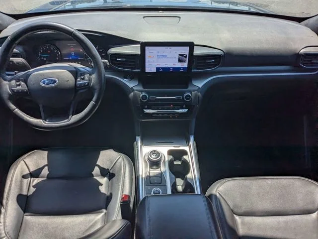 Used 2020 Blue Metallic Ford XLT image 16