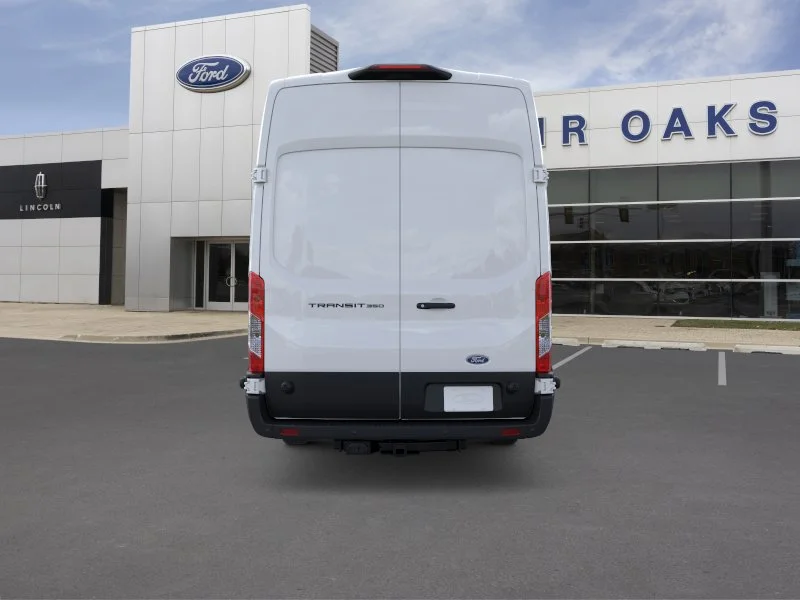 New 2026 Oxford White Ford Base image 5