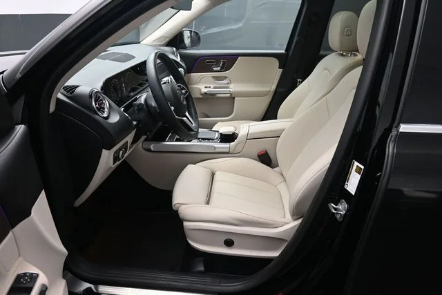 Certified Used 2023 Black Mercedes-Benz GLB 250 image 10