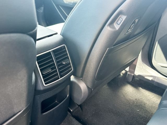 Used 2026 Wolf Gray Kia EX image 24