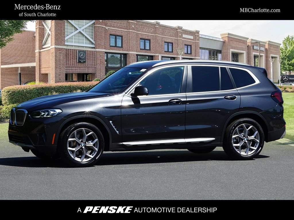Used 2023 Dark Graphite BMW sDrive30i image 1