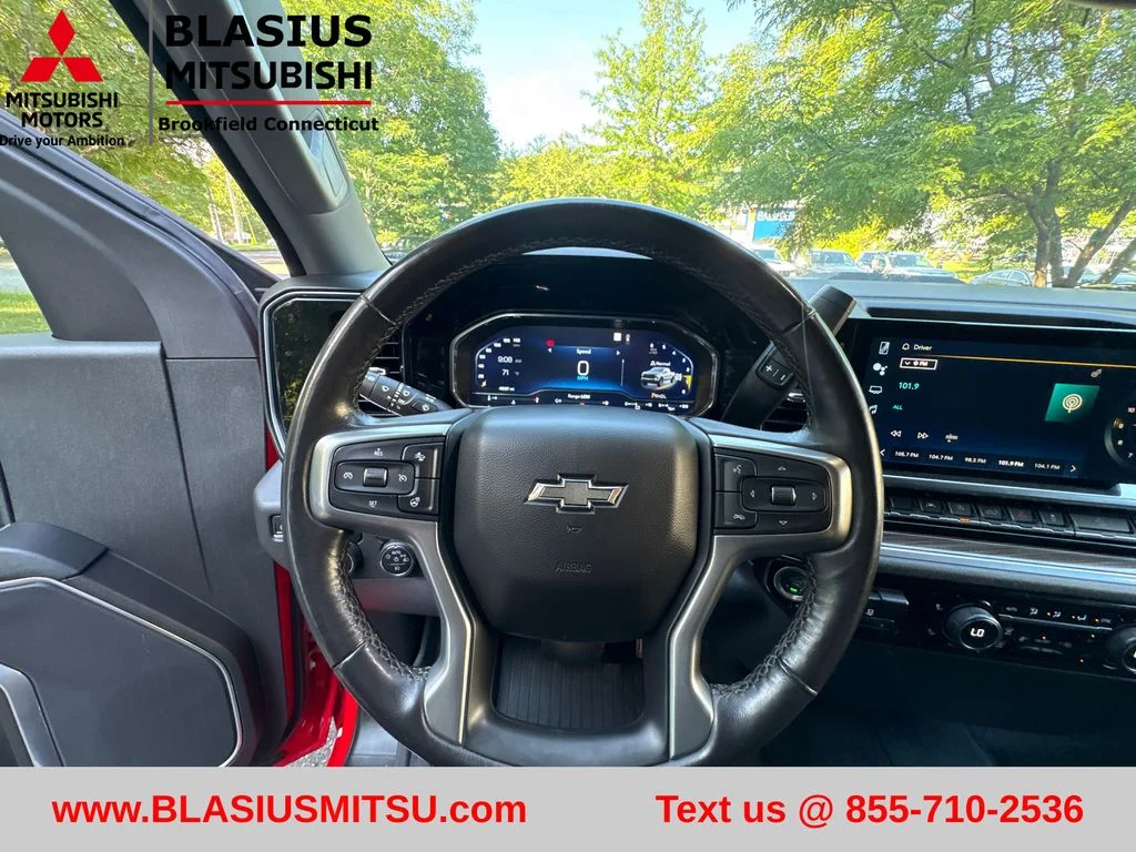 Used 2022 Red Chevrolet LT Trail Boss image 19