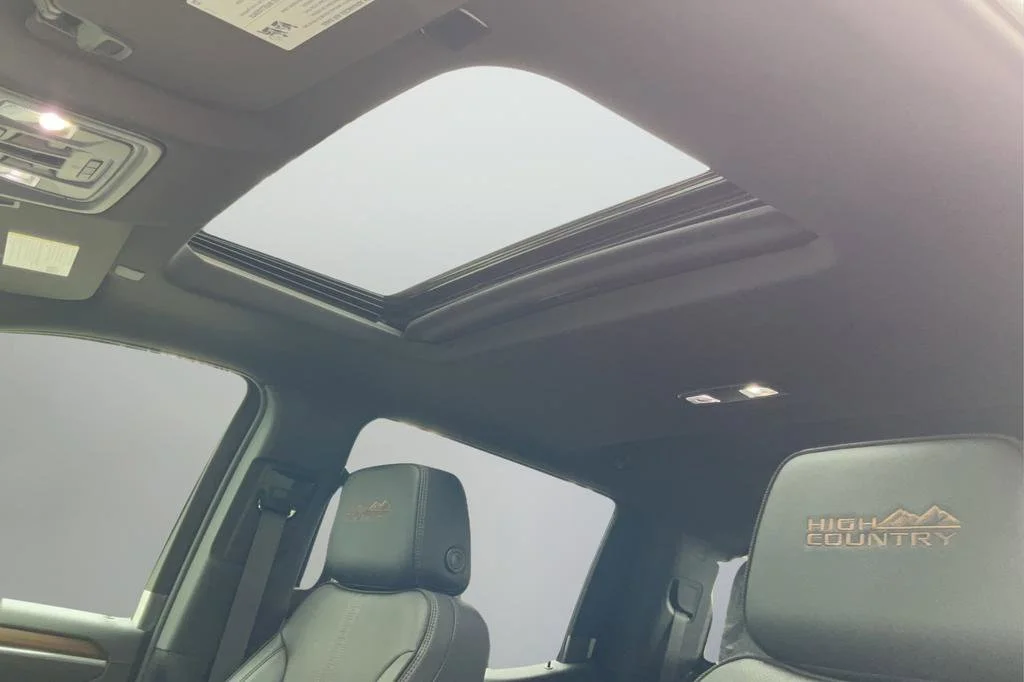 New 2026 Chevrolet Silverado 1500 High Country 4D Crew Cab